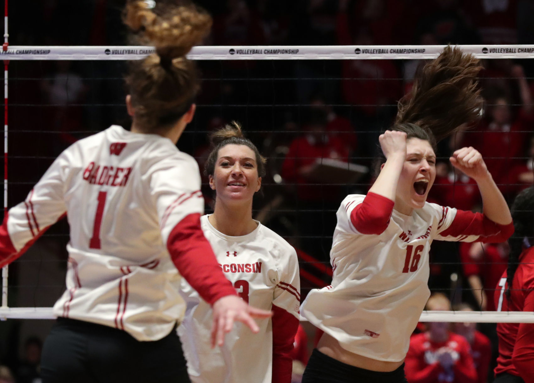 Wisconsin 3, Nebraska 0